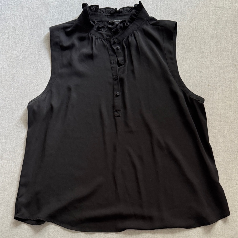 I crew Sleeveless Black ruffled neck Blouse size XL